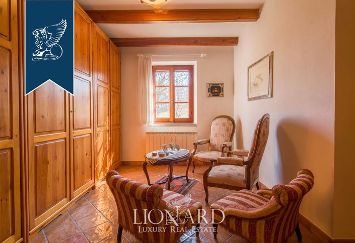 Image No.25-9 Bed Villa for sale