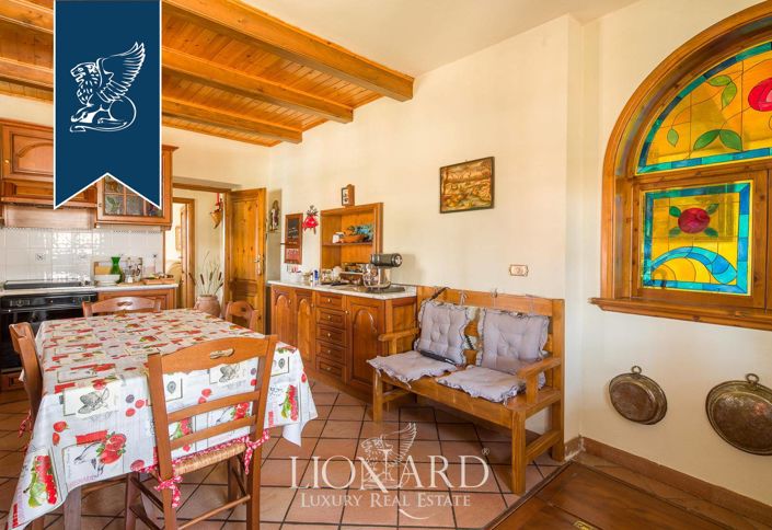 Image No.33-9 Bed Villa for sale