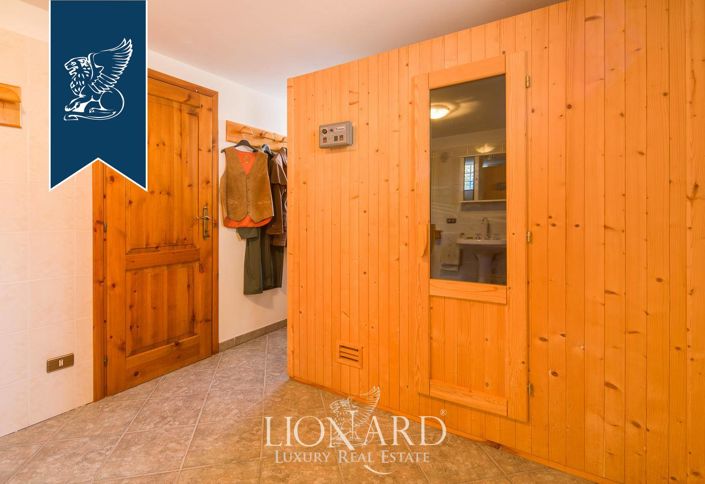 Image No.45-9 Bed Villa for sale