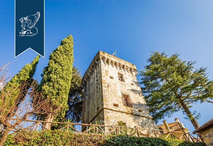 Image No.14-6 Bed Property for sale