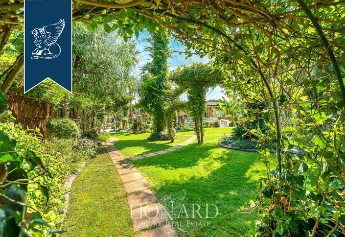 Image No.27-10 Bed Villa for sale