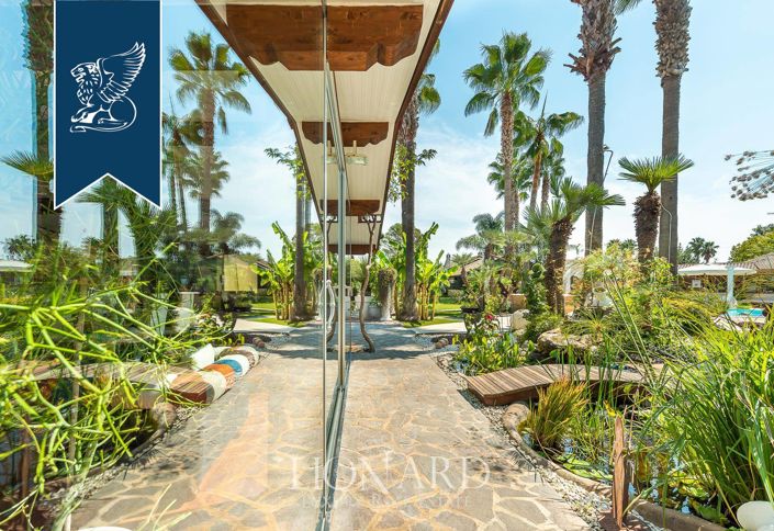 Image No.37-10 Bed Villa for sale