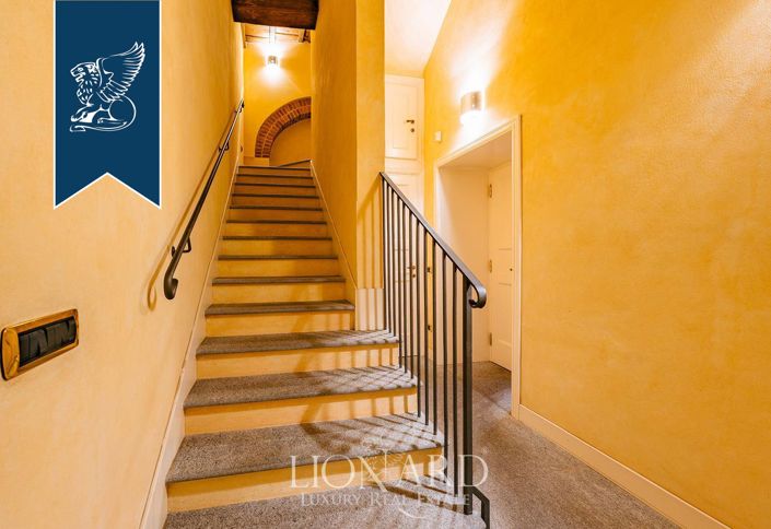 Image No.23-8 Bed Villa for sale