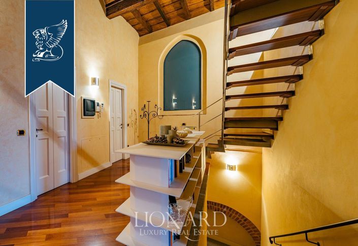 Image No.24-8 Bed Villa for sale