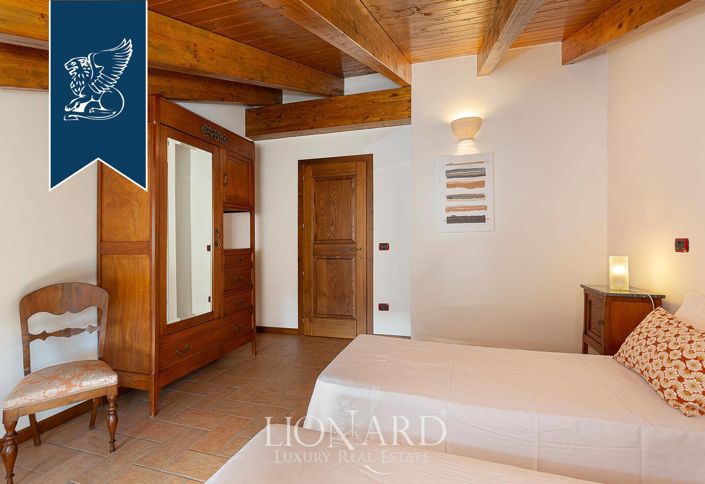 Image No.52-Villa de 10 chambres à vendre à Pavullo nel Frignano