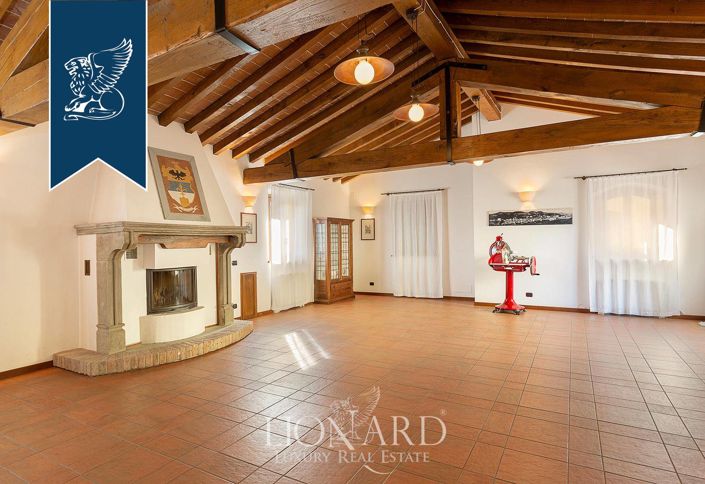 Image No.54-Villa de 10 chambres à vendre à Pavullo nel Frignano