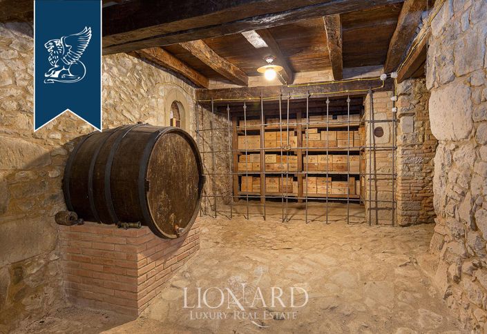 Image No.60-Villa de 10 chambres à vendre à Pavullo nel Frignano