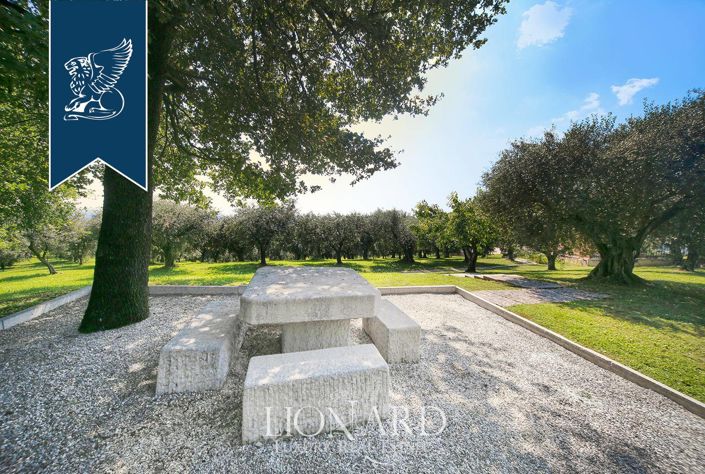 Image No.32-6 Bed Villa for sale