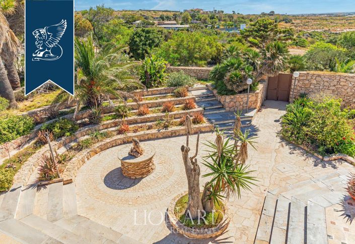 Image No.17-6 Bed Villa for sale