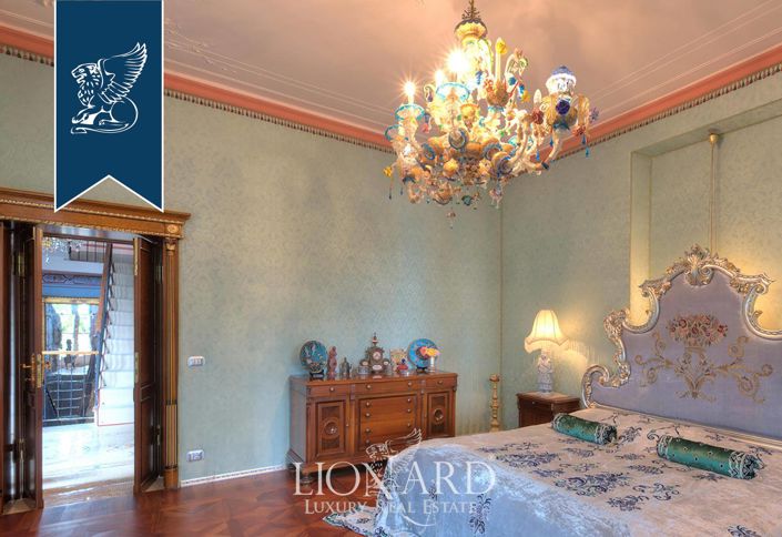 Image No.39-5 Bed Villa for sale