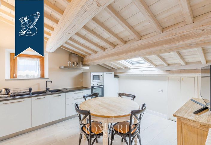 Image No.17-Ferme de 12 chambres à vendre à Dicomano