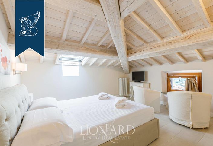 Image No.18-Ferme de 12 chambres à vendre à Dicomano