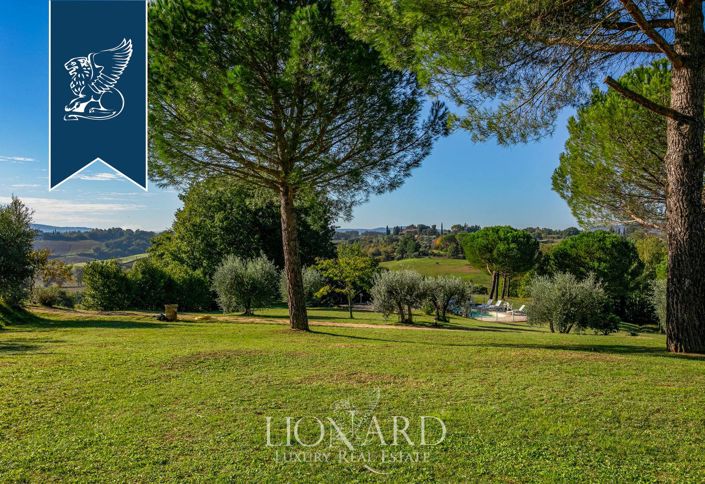 Image No.18-Ferme de 7 chambres à vendre à Siena