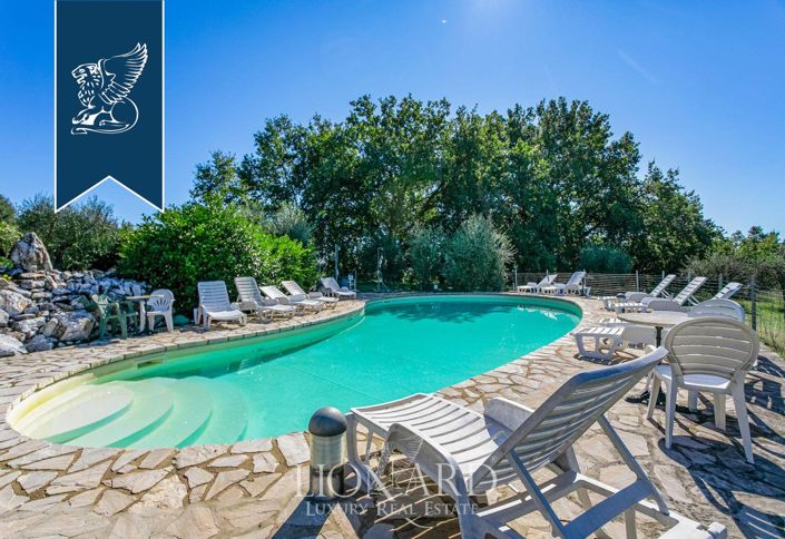 Image No.21-Ferme de 7 chambres à vendre à Siena