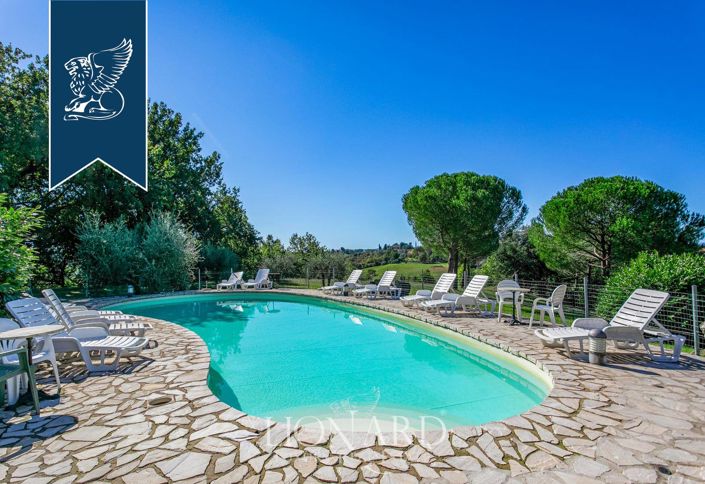 Image No.22-Ferme de 7 chambres à vendre à Siena