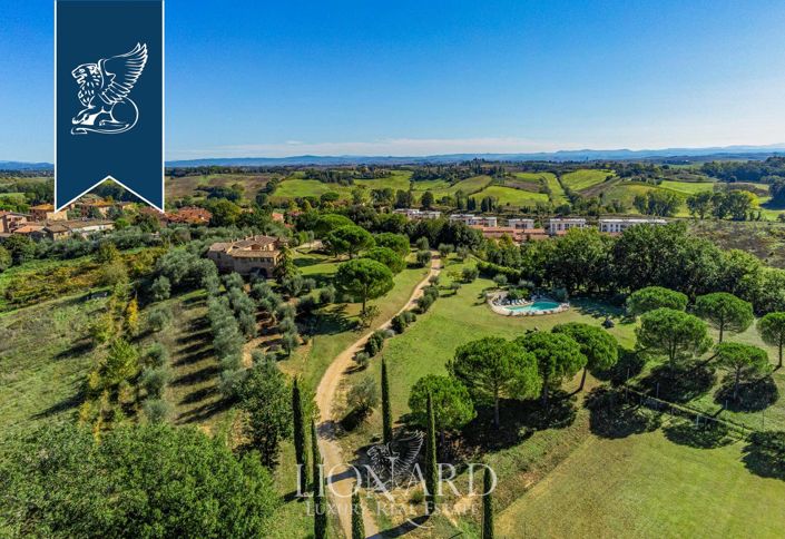 Image No.24-Ferme de 7 chambres à vendre à Siena