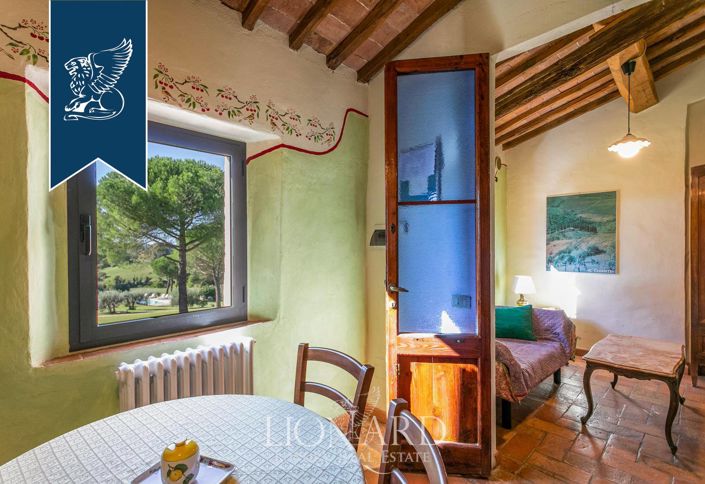 Image No.27-Ferme de 7 chambres à vendre à Siena