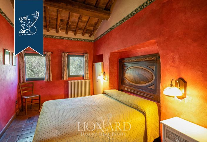 Image No.36-Ferme de 7 chambres à vendre à Siena