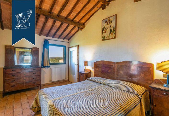 Image No.40-Ferme de 7 chambres à vendre à Siena