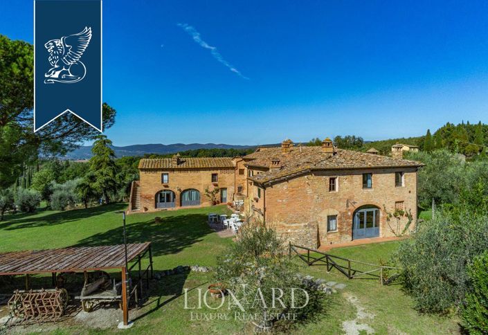Image No.7-Ferme de 7 chambres à vendre à Siena