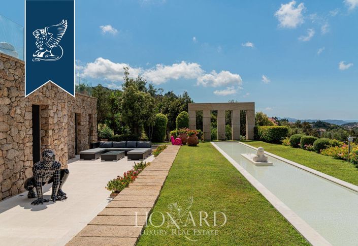 Image No.16-14 Bed Villa for sale