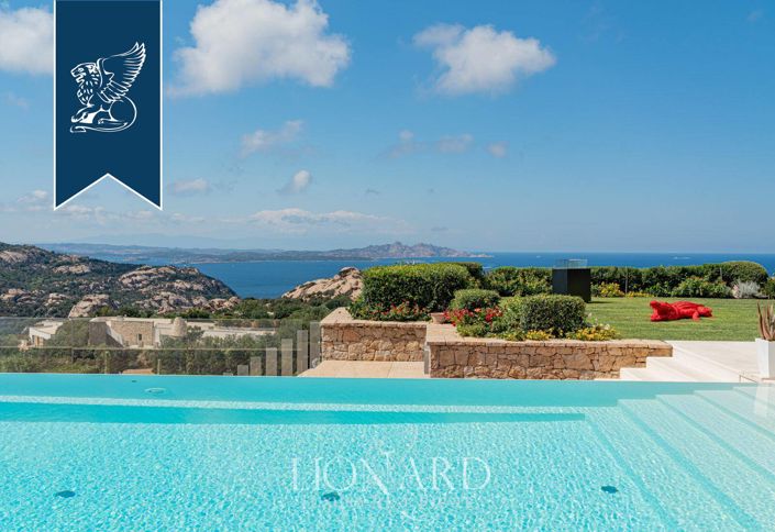 Image No.18-14 Bed Villa for sale