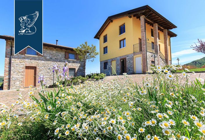 Image No.15-Ferme de 14 chambres à vendre à Lugagnano Val d'Arda