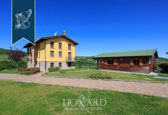 Image No.8-Ferme de 14 chambres à vendre à Lugagnano Val d'Arda