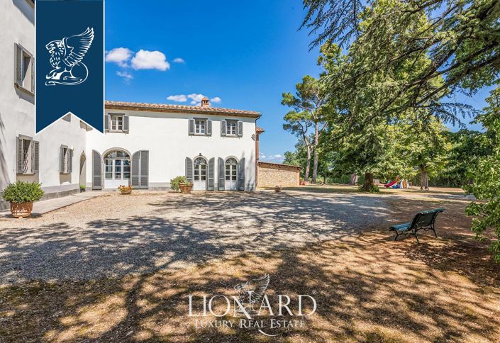 Image No.20-15 Bed Villa for sale