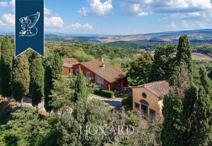 Image No.2-Maison de campagne de 9 chambres à vendre à Montaione