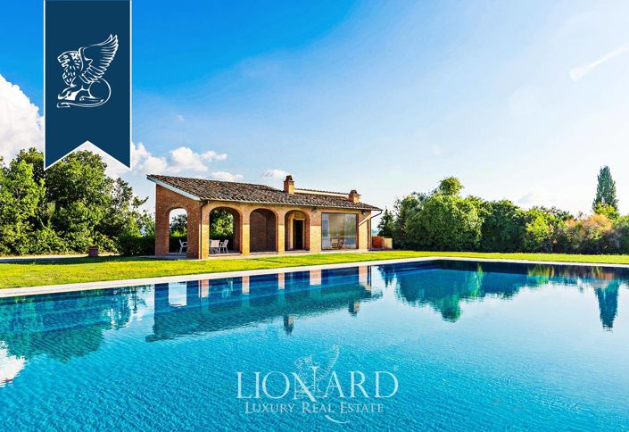 Image No.20-Maison de campagne de 9 chambres à vendre à Montaione