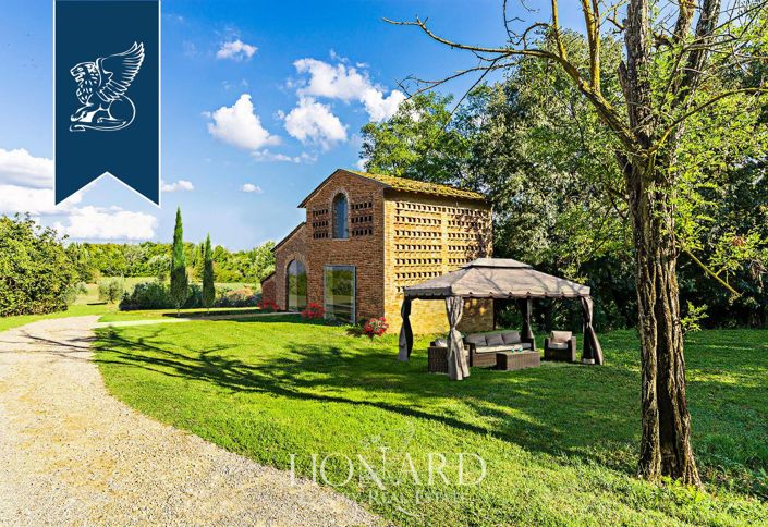 Image No.3-Maison de campagne de 9 chambres à vendre à Montaione