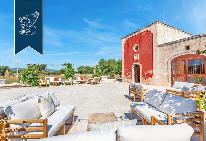 Image No.2-16 Bed Country House for sale