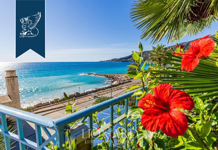 Image No.42-8 Bed Villa for sale