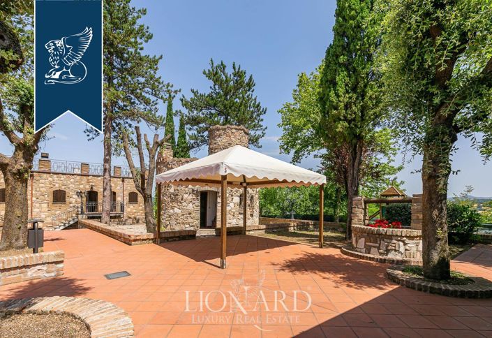 Image No.22-Ferme de 20 chambres à vendre à Fermignano