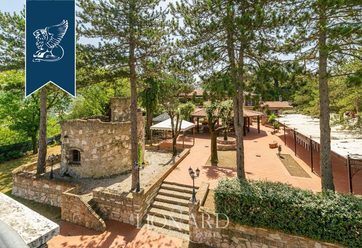 Image No.23-Ferme de 20 chambres à vendre à Fermignano