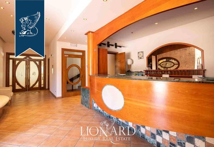 Image No.28-Ferme de 20 chambres à vendre à Fermignano