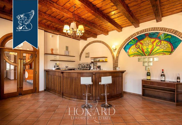 Image No.32-Ferme de 20 chambres à vendre à Fermignano