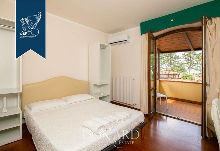 Image No.37-Ferme de 20 chambres à vendre à Fermignano