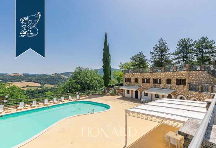 Image No.7-Ferme de 20 chambres à vendre à Fermignano