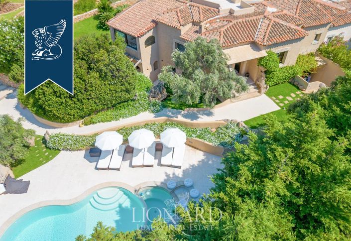 Image No.2-Villa de 6 chambres à vendre à Arzachena