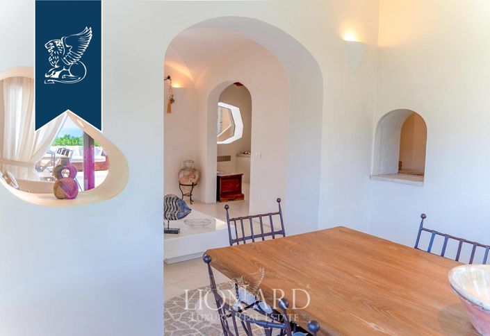 Image No.40-Villa de 6 chambres à vendre à Arzachena