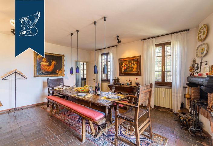 Image No.53-Villa de 7 chambres à vendre à Lucignano