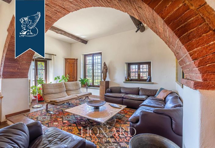 Image No.59-Villa de 7 chambres à vendre à Lucignano