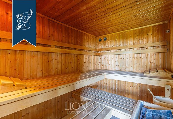 Image No.19-42 Bed Hotel for sale