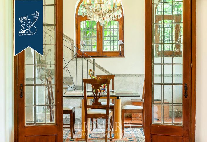 Image No.39-5 Bed Villa for sale