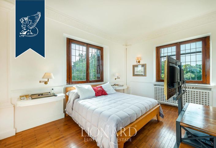 Image No.59-5 Bed Villa for sale