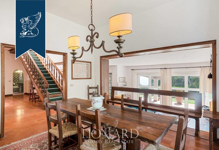 Image No.19-Villa de 5 chambres à vendre à Livorno