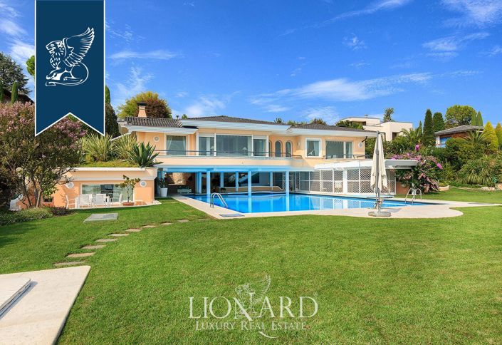 Image No.2-2 Bed Villa for sale