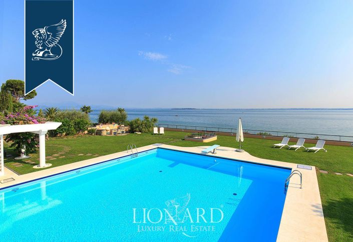 Image No.24-2 Bed Villa for sale